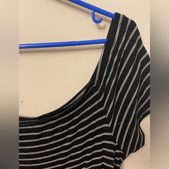 ✨Old Navy striped 👗- Size XL - Picture 4 of 5